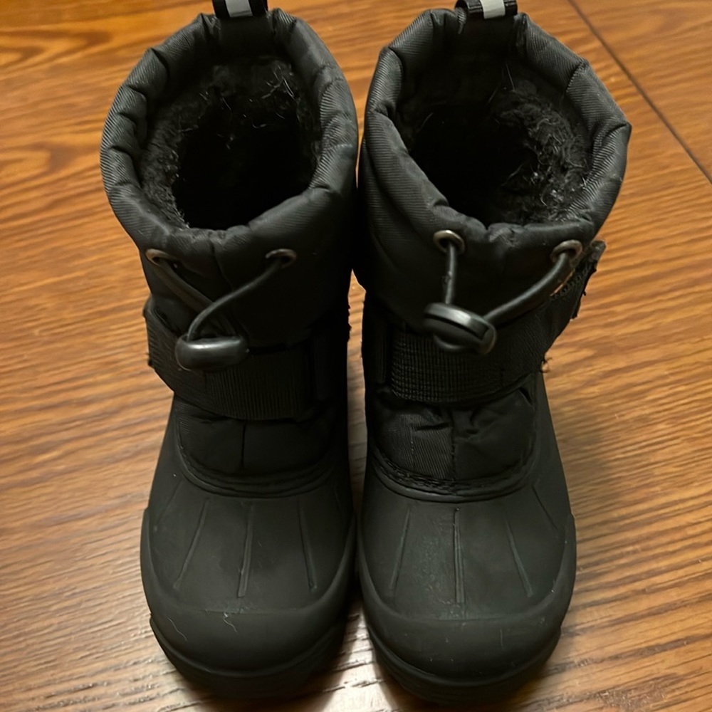 Northside toddler snow boots size 8